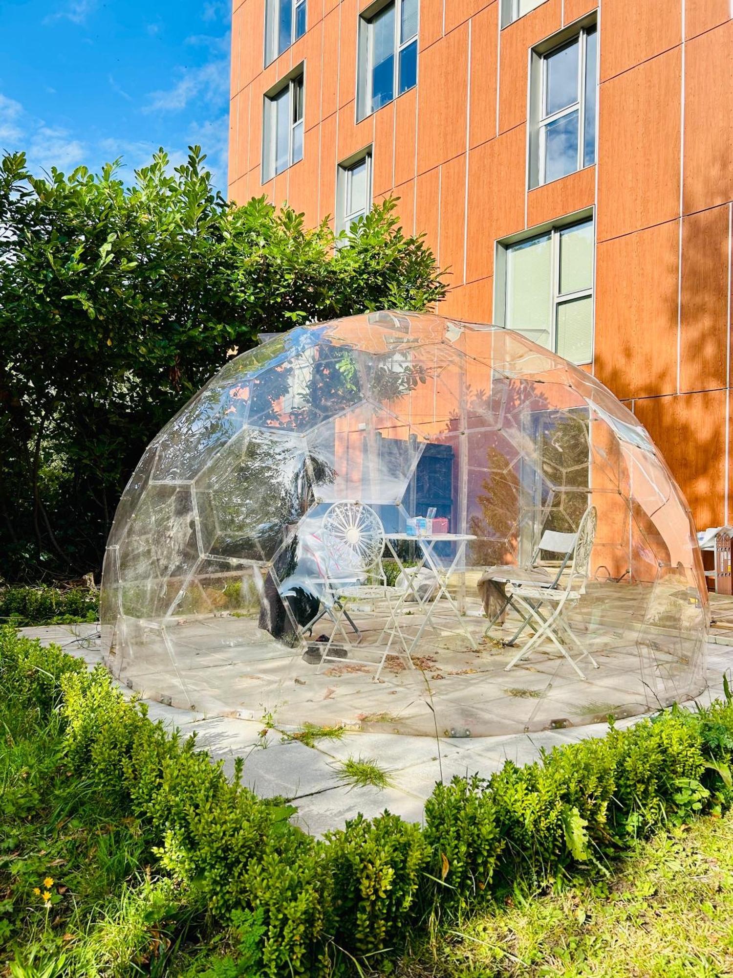 Private Garden Apartment With Geodome Manchester Exterior photo