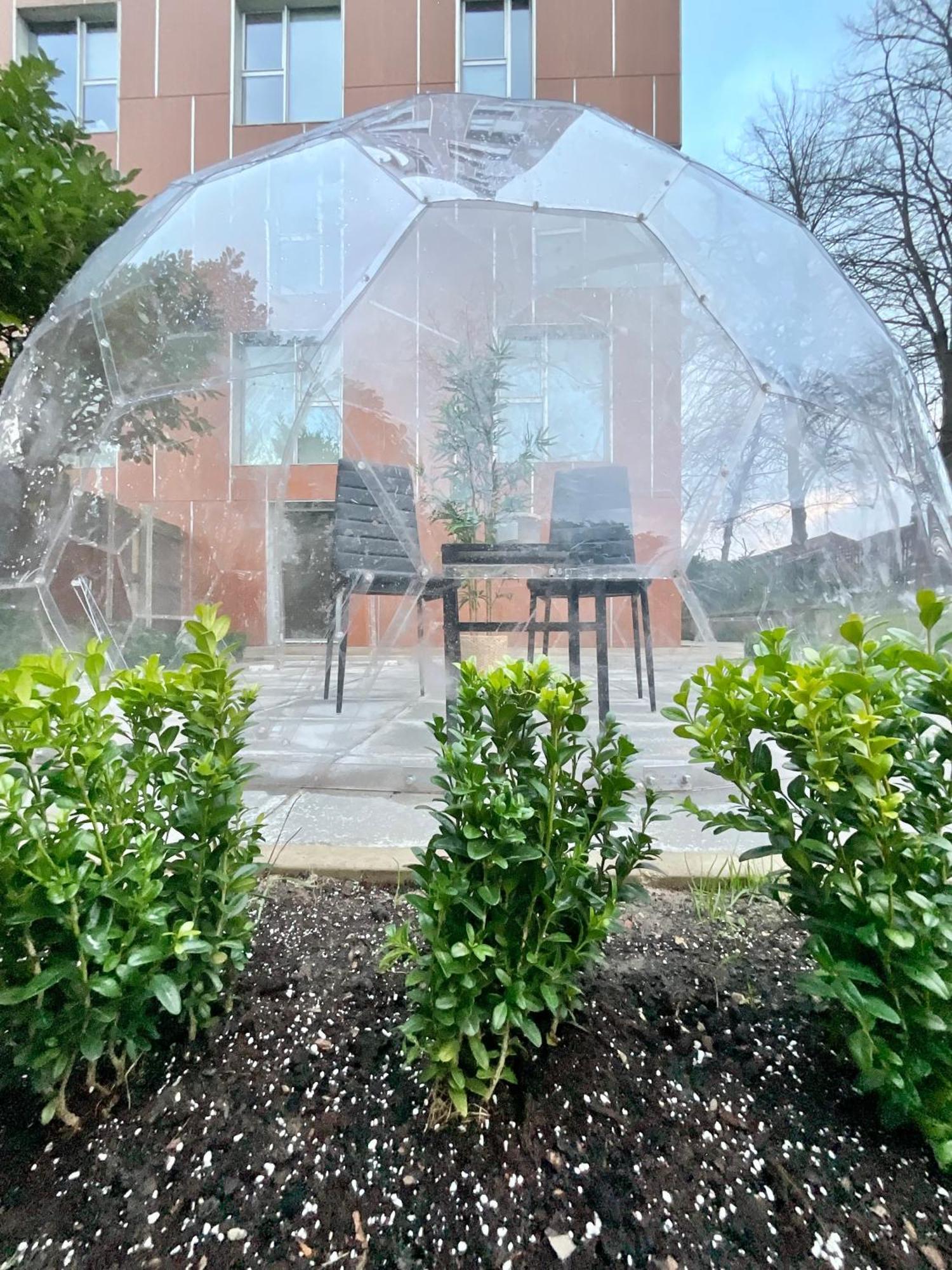 Private Garden Apartment With Geodome Manchester Exterior photo